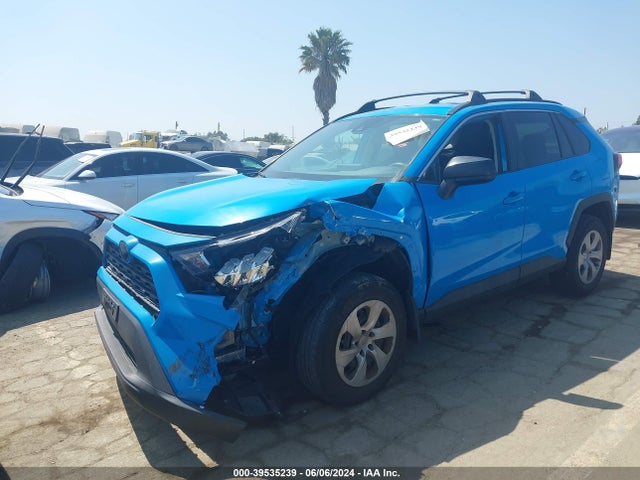 2T3H1RFV9MW145188 Toyota RAV4 LE