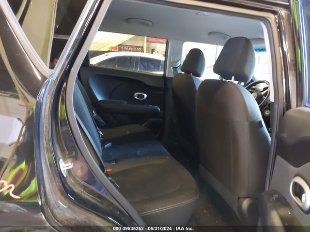 KIA Soul 2018 KNDJN2A22J7572522 Image 8