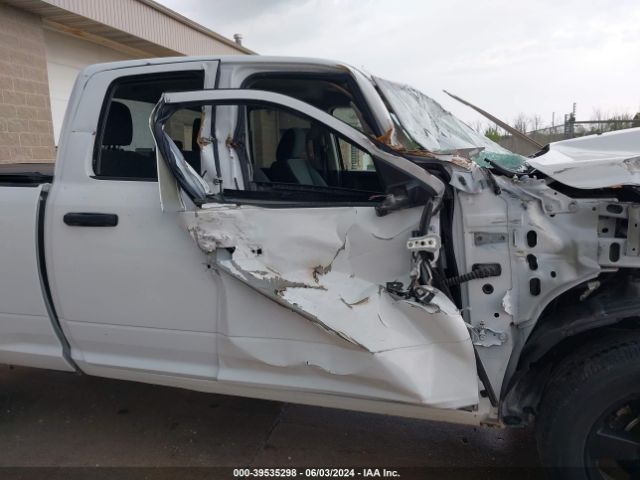 1C6RR7FG5MS574590 RAM 1500 Classic Express Quad Cab 4x4 6'4 Box