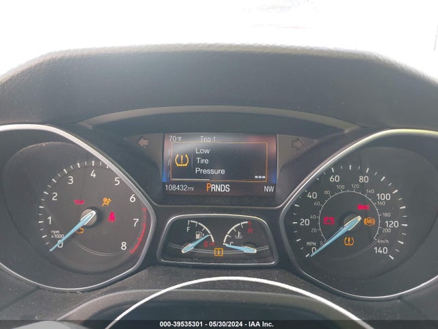 Ford FOCUS SEL 2017 1FADP3M24HL314552 Image 7