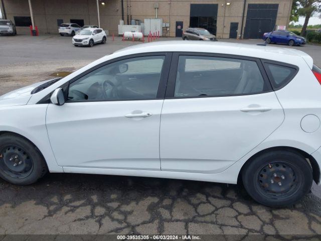 KMHCT5AE7GU242441 Hyundai ACCENT SE