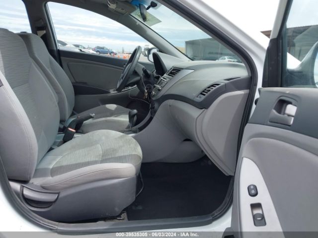 KMHCT5AE7GU242441 Hyundai ACCENT SE
