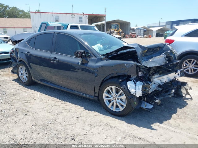 Toyota CAMRY LE 2025 4T1DAACK9SU500778 main image