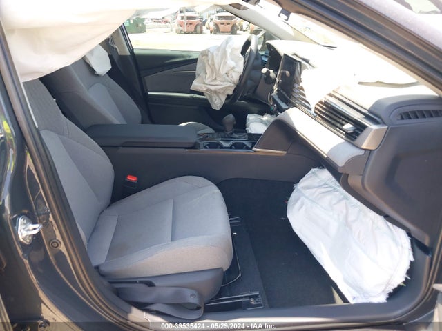 Toyota CAMRY LE 2025 4T1DAACK9SU500778 Image 5