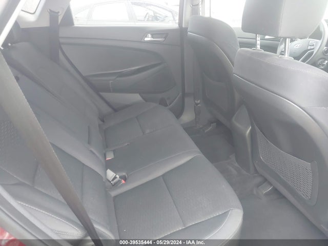 Hyundai TUCSON SE 2019 KM8J2CA48KU980652 Image 8