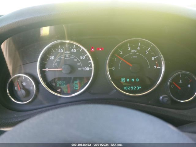 1C4BJWDG2GL320557 Jeep Wrangler Unlimited Sport