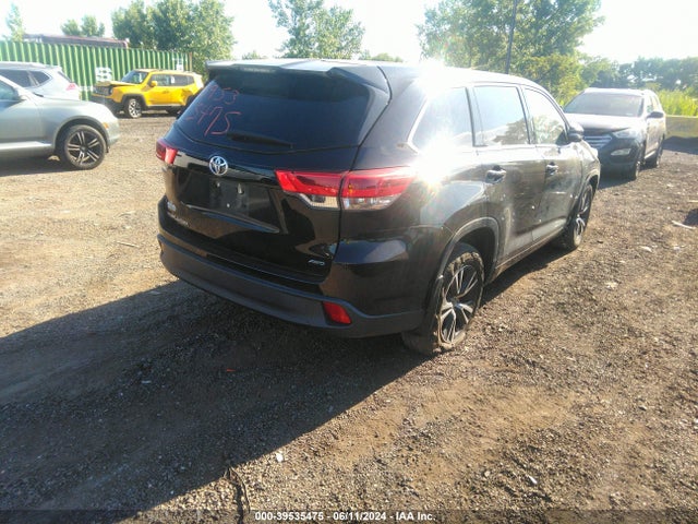 Toyota Highlander Le 2018 5TDBZRFH4JS909969 Image 4