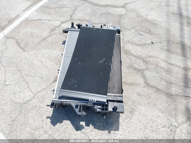 3C6TRVNG1KE505696 RAM Promaster 1500 Low Roof 118 Wb