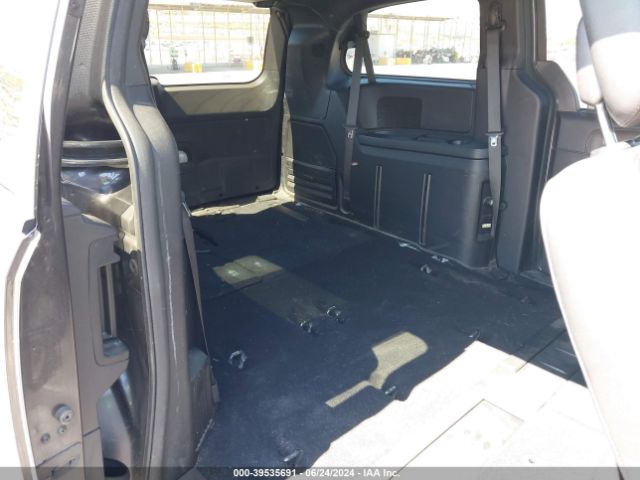 2C4RDGEG0KR606238 Dodge Grand Caravan Gt