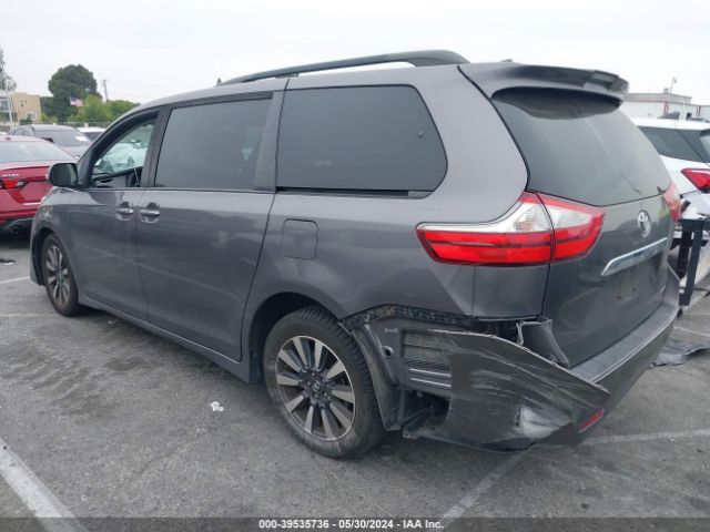 5TDYZ3DC2KS998182 Toyota Sienna Limited 7 Passenger