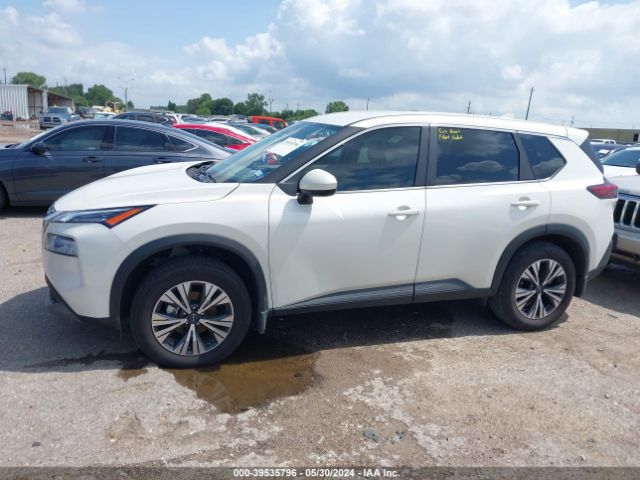 JN8BT3BA4PW432335 Nissan Rogue Sv Fwd