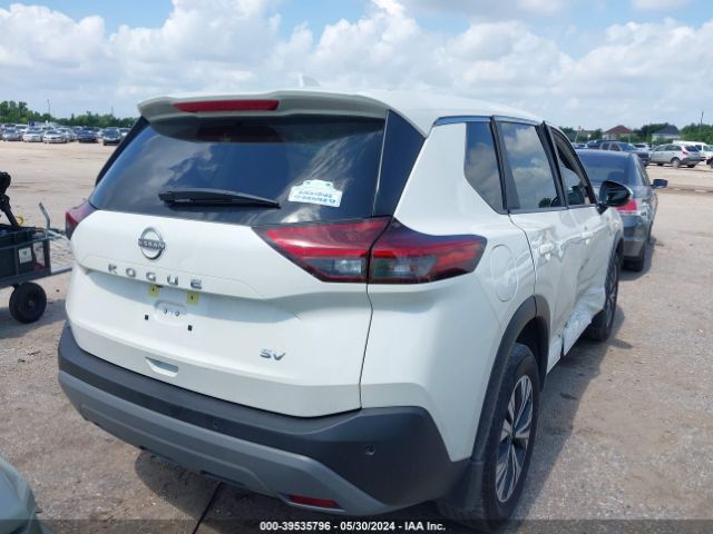 JN8BT3BA4PW432335 Nissan Rogue Sv Fwd