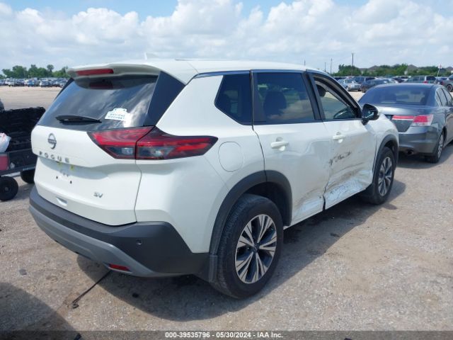 JN8BT3BA4PW432335 Nissan Rogue Sv Fwd
