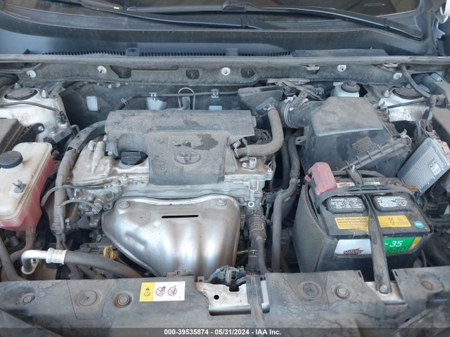 Toyota RAV4 LE 2017 JTMBFREV4HJ127453 Image 10