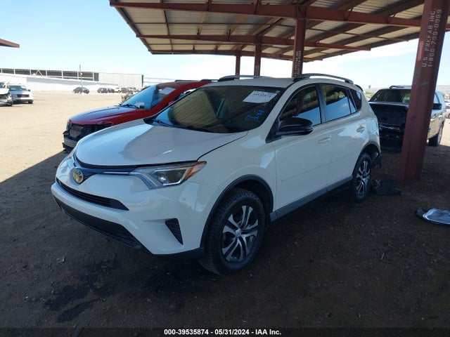Toyota RAV4 LE 2017 JTMBFREV4HJ127453 Image 2