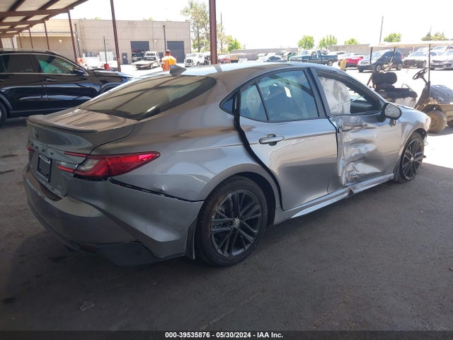 Toyota CAMRY SE 2025 4T1DAACKXSU502278 Image 4
