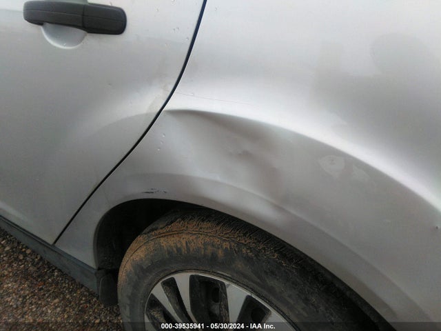 Ford FOCUS S 2017 1FADP3E29HL222576 Image 6