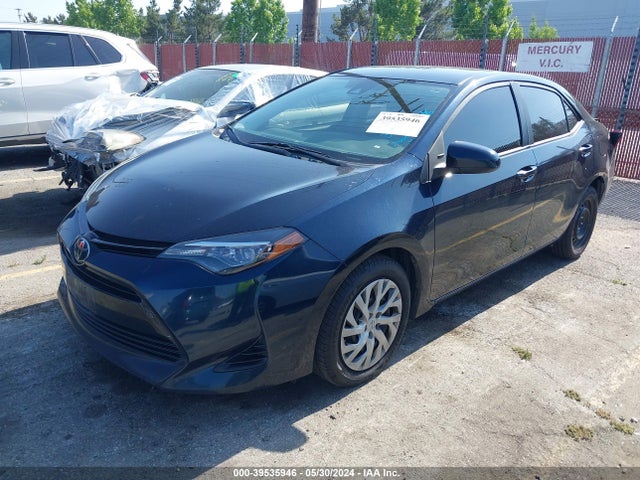 Toyota COROLLA LE 2017 5YFBURHE8HP675260 Image 2