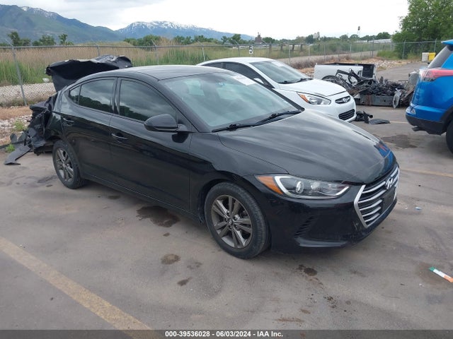 2018 5NPD84LFXJH252909 main image