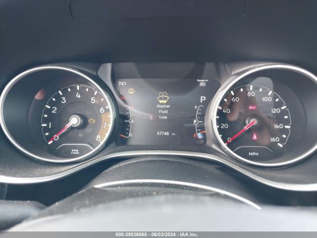 3C4NJCBB5JT125633 Jeep Compass Latitude Fwd