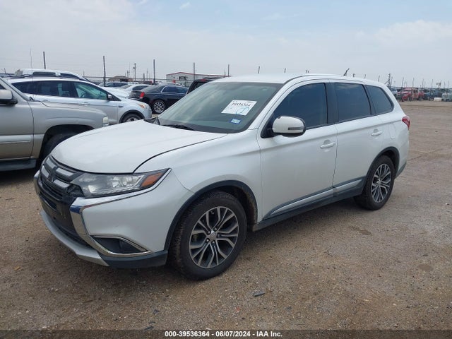 Mitsubishi Outlander Se 2016 JA4AD3A39GZ021982 Image 2