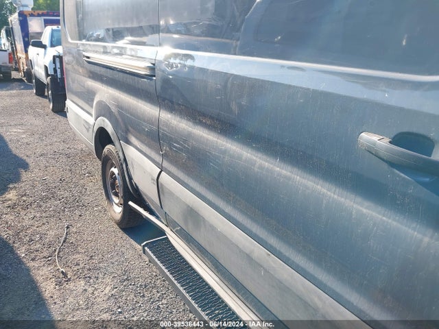 39536443 :رقم المزاد ، 1FTYR3XM0KKB73494 vin ، 2019 Ford Transit-250 مزاد بيع