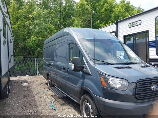 Ford Transit-250 2019 1FTYR3XM9KKB78466 Image 13