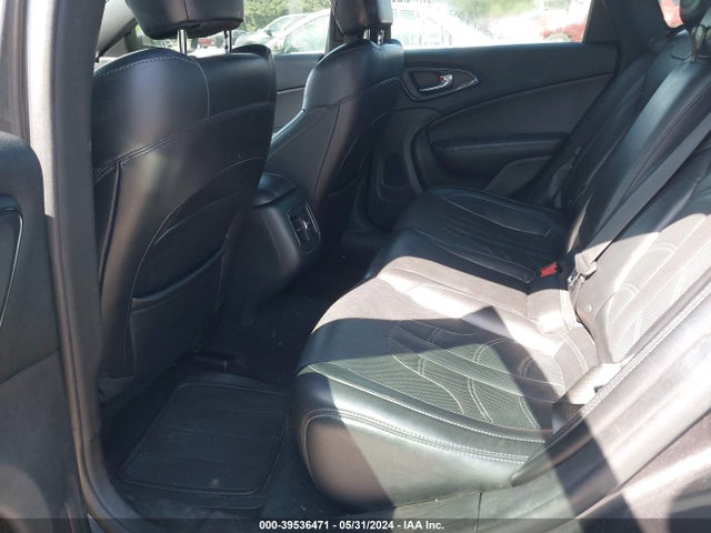 1C3CCCBG2FN620669 Chrysler 200 S