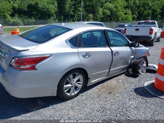 Nissan Altima 2.5 Sv 2015 1N4AL3AP3FC496899 Image 4