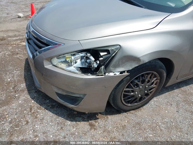 Nissan Altima 2.5 S 2014 1N4AL3AP6EC197521 Image 6