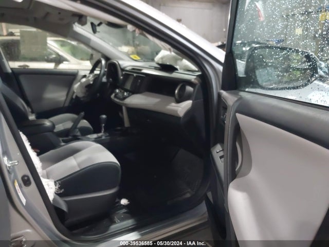 Toyota Rav4 Xle 2017 2T3RFREV4HW636152 Image 5