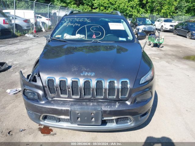 1C4PJMDX8JD570090 Jeep Cherokee Limited 4x4