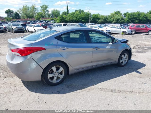 2013 HYUNDAI ELANTRA KMHDH4AE6DU516093 Photo 3