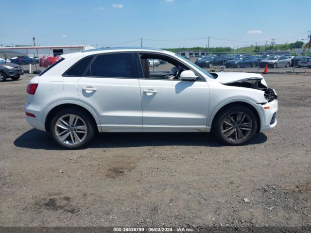 WA1ECCFSXHR016652 Audi Q3 2.0t Premium