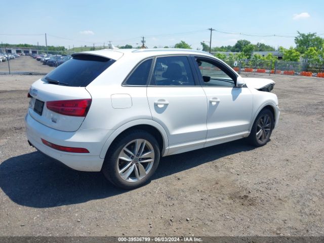 WA1ECCFSXHR016652 Audi Q3 2.0t Premium