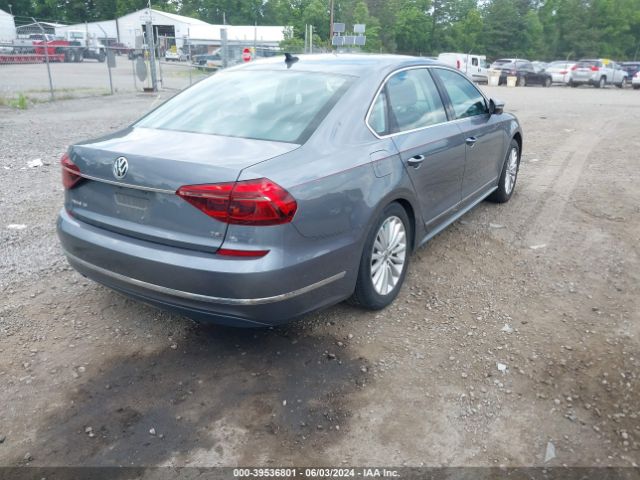 1VWBT7A34HC030465 Volkswagen Passat 1.8t Se
