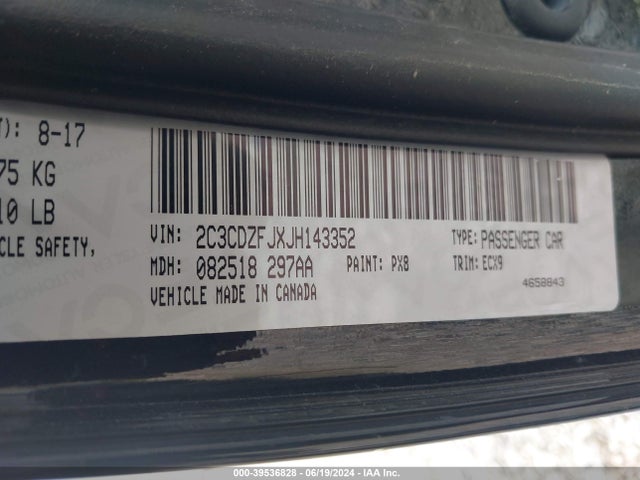 Dodge Challenger 392 Hemi Scat Pack Shaker 2018 2C3CDZFJXJH143352 Image 9