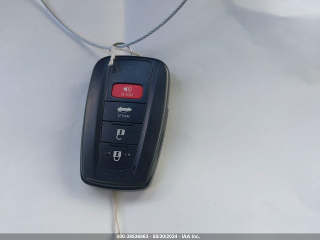 Toyota Corolla Hybrid Le 2021 JTDEAMDE2MJ020900 Image 11