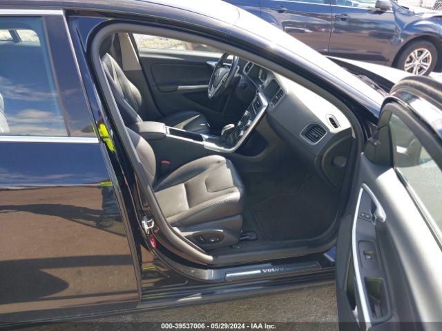YV1612TKXG1394735 Volvo S60 T5 Premier