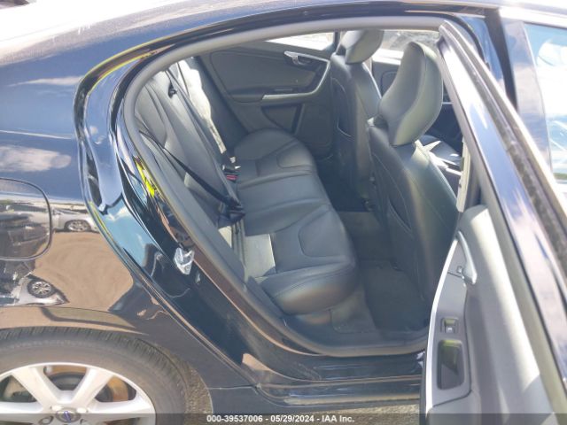 YV1612TKXG1394735 Volvo S60 T5 Premier