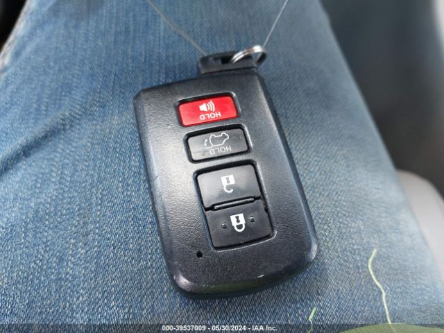 5TDJKRFH4GS284286 Toyota Highlander Xle V6