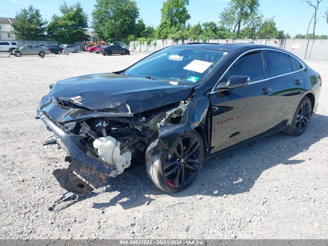 Chevrolet MALIBU LT 2018 1G1ZD5ST9JF225458 Image 2