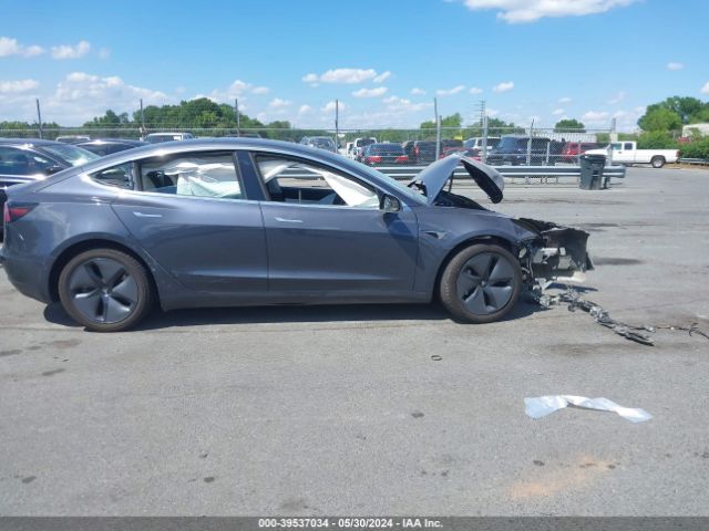 5YJ3E1EB9KF195292 Tesla Model 3 Long Range/performance