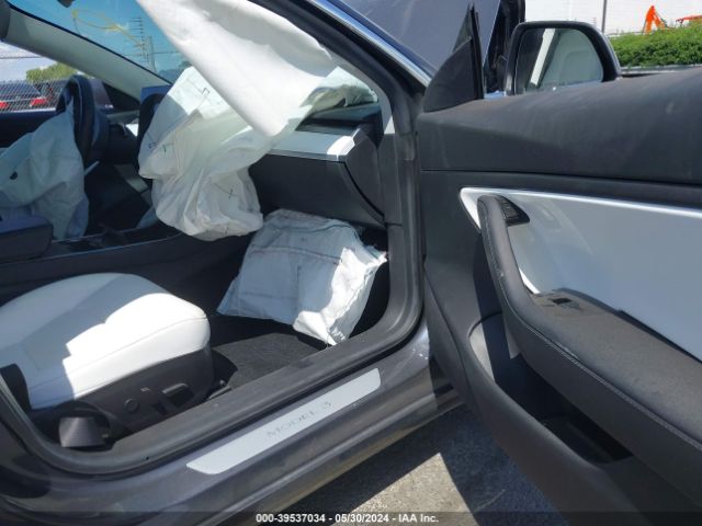 5YJ3E1EB9KF195292 Tesla Model 3 Long Range/performance