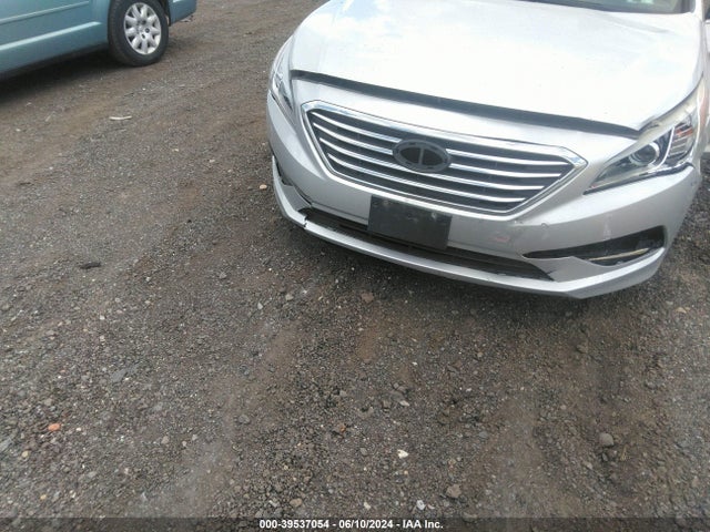 Hyundai Sonata Limited 2015 5NPE34AF5FH039203 Image 16
