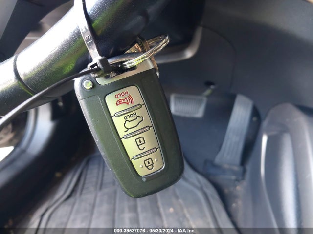 Hyundai Veloster Value Edition 2017 KMHTC6AD9HU323181 Image 11