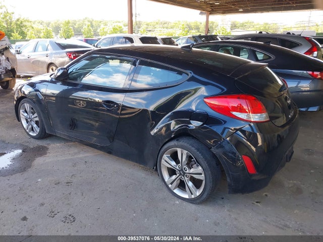 Hyundai Veloster Value Edition 2017 KMHTC6AD9HU323181 Image 3