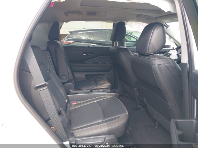 5N1DR3CB3RC235537 Nissan Pathfinder Sl Fwd
