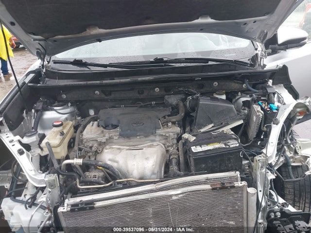 Toyota Rav4 Xle 2015 JTMRFREV5FD168040 Image 10