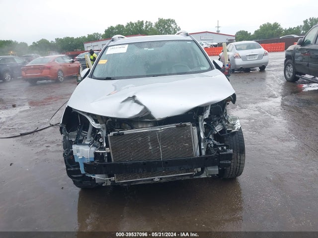 Toyota Rav4 Xle 2015 JTMRFREV5FD168040 Image 6